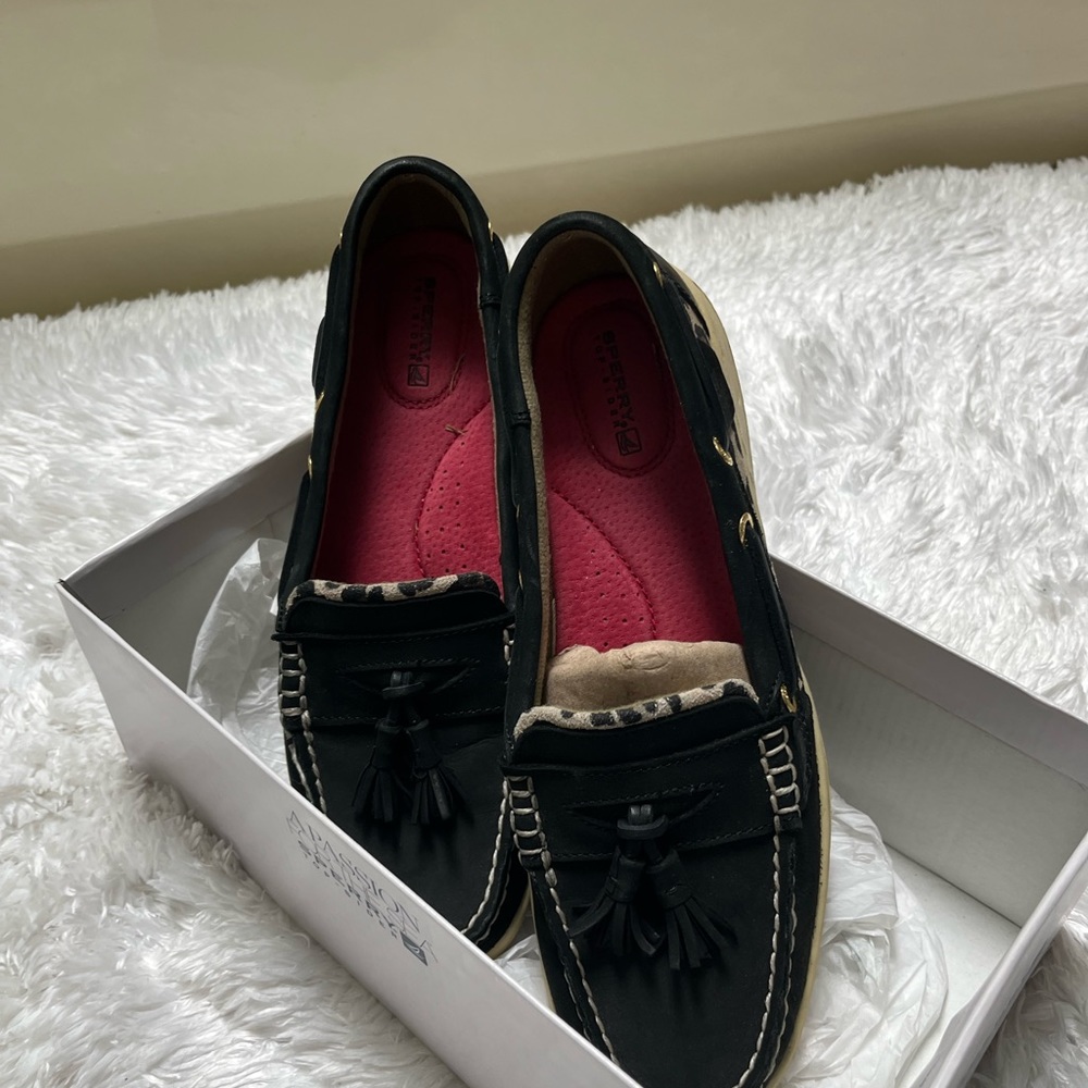 Sperry loafer